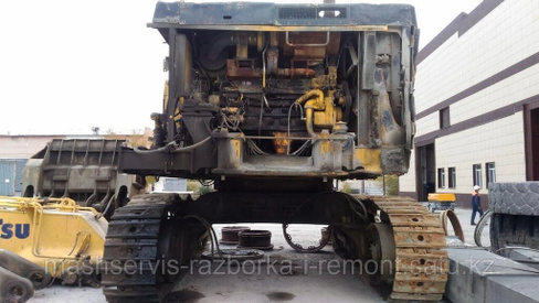 Komatsu РС 1250-7 экскаватор под разбор