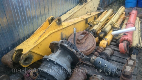 Рукоять стрела Komatsu PC200-7