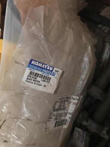 Гидромотор поворота Komatsu PC5500, 97810740