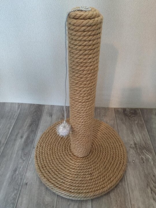 Джут для когтеточки. Веревка для когтеточки. Zooexpress когтеточка столбик для кошек джут 45*45*100 см 38070. Когтеточка 14см пк2008. Когтеточка из джута.