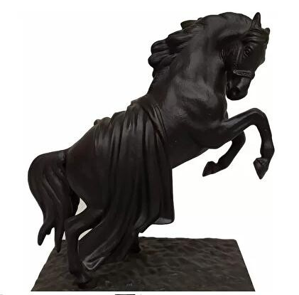 Скульптура Каслинское литье Конь с попоной Касли б/р